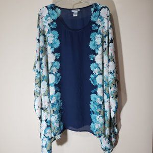 Blue/Floral Batwing Blouse 2X (22/24)